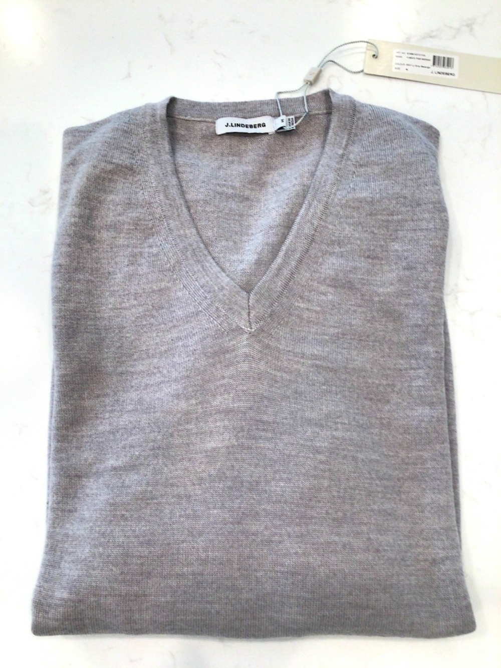 Brand New (Sold Out) J. LINDEBRG V-NECK FINE MERINO WOOL LITE GREY LIGHTWEIGHT S